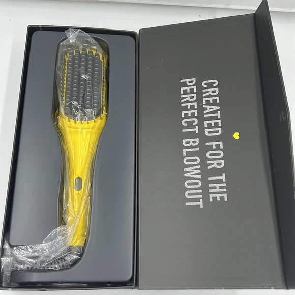 Drybar Brush Crush Heated Hair Straightening Brush Open Box Gently used - Picture 2 of 3